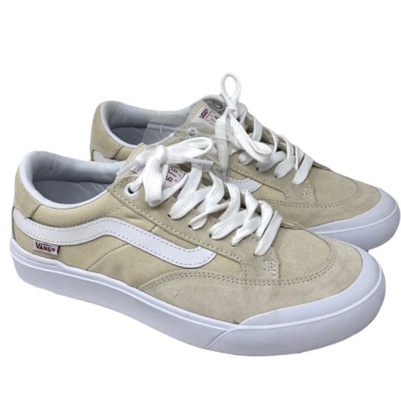 💖MEGA SALE💖VANS Berle Whitecap Suede Low Top White Tan  Women’s  VN0A5JIJ83M - Picture 1 of 10